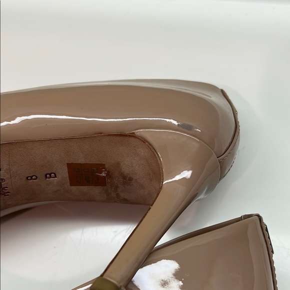 Coach Women's Glossy Brown Heels - Picture 5 of 9